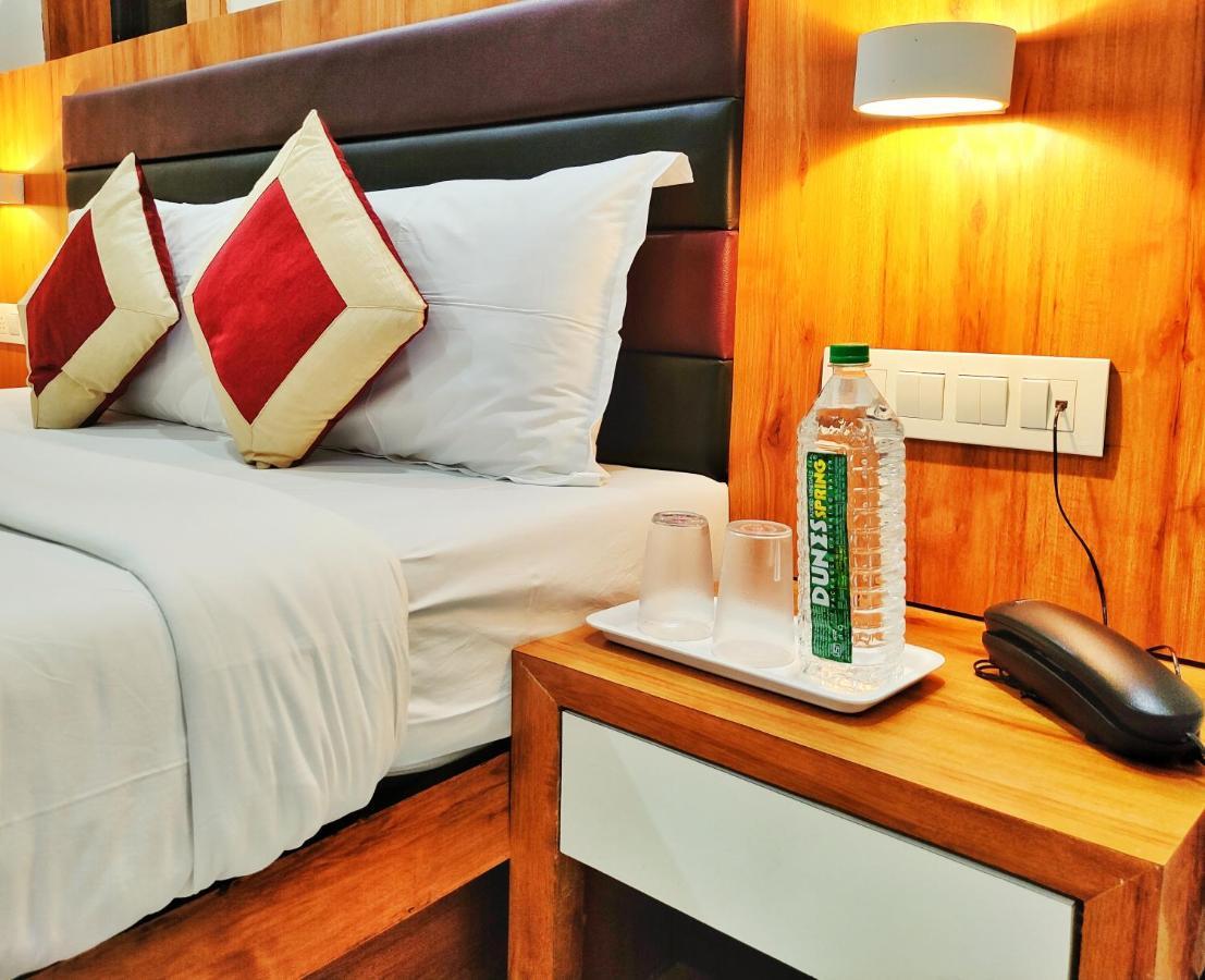 Gateway Suites Mumbai Exterior photo