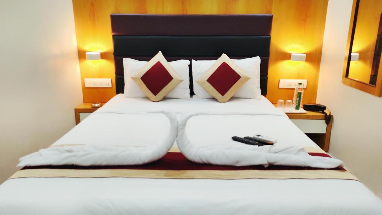 Gateway Suites Mumbai Exterior photo