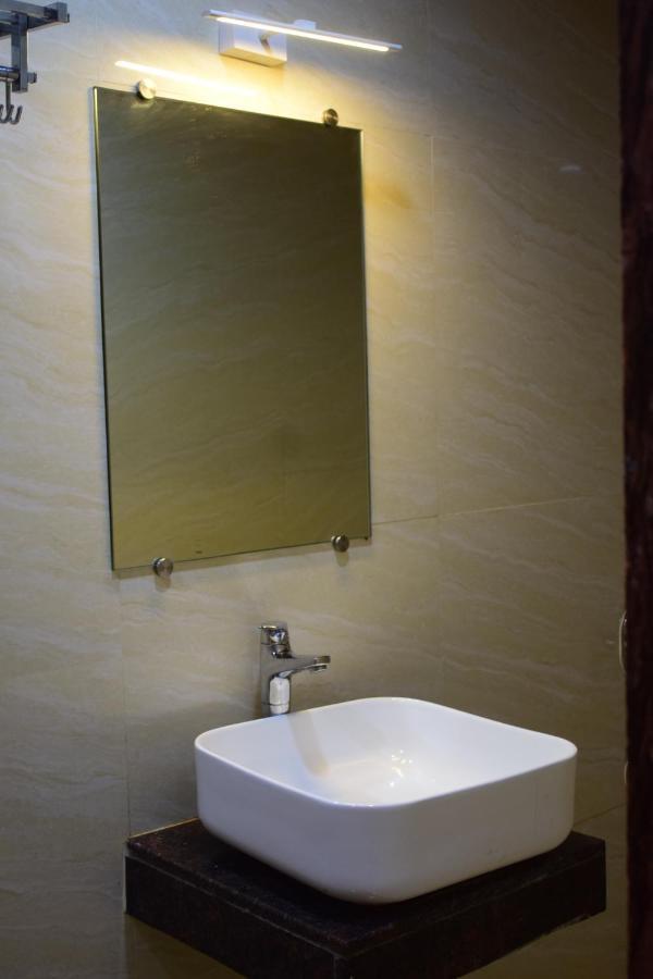Gateway Suites Mumbai Exterior photo