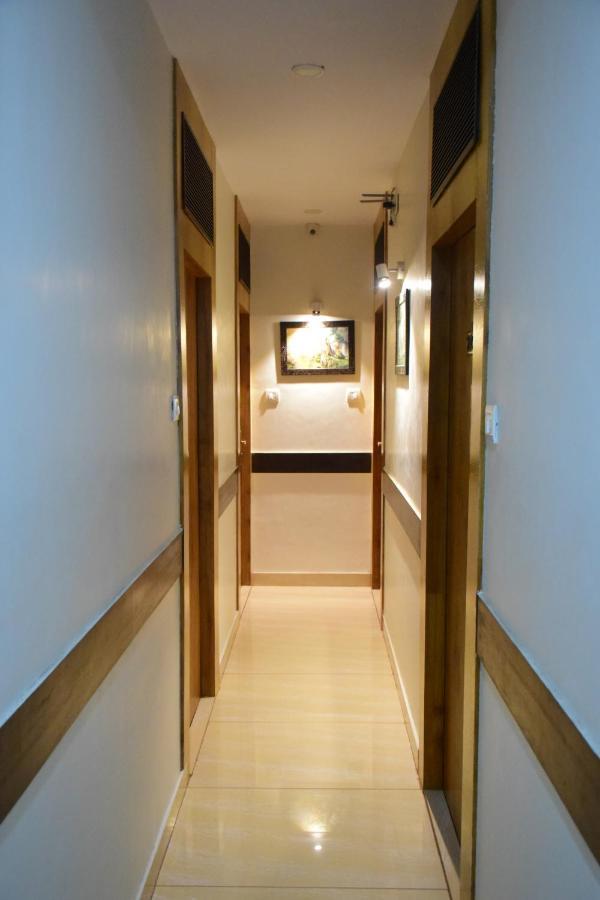 Gateway Suites Mumbai Exterior photo